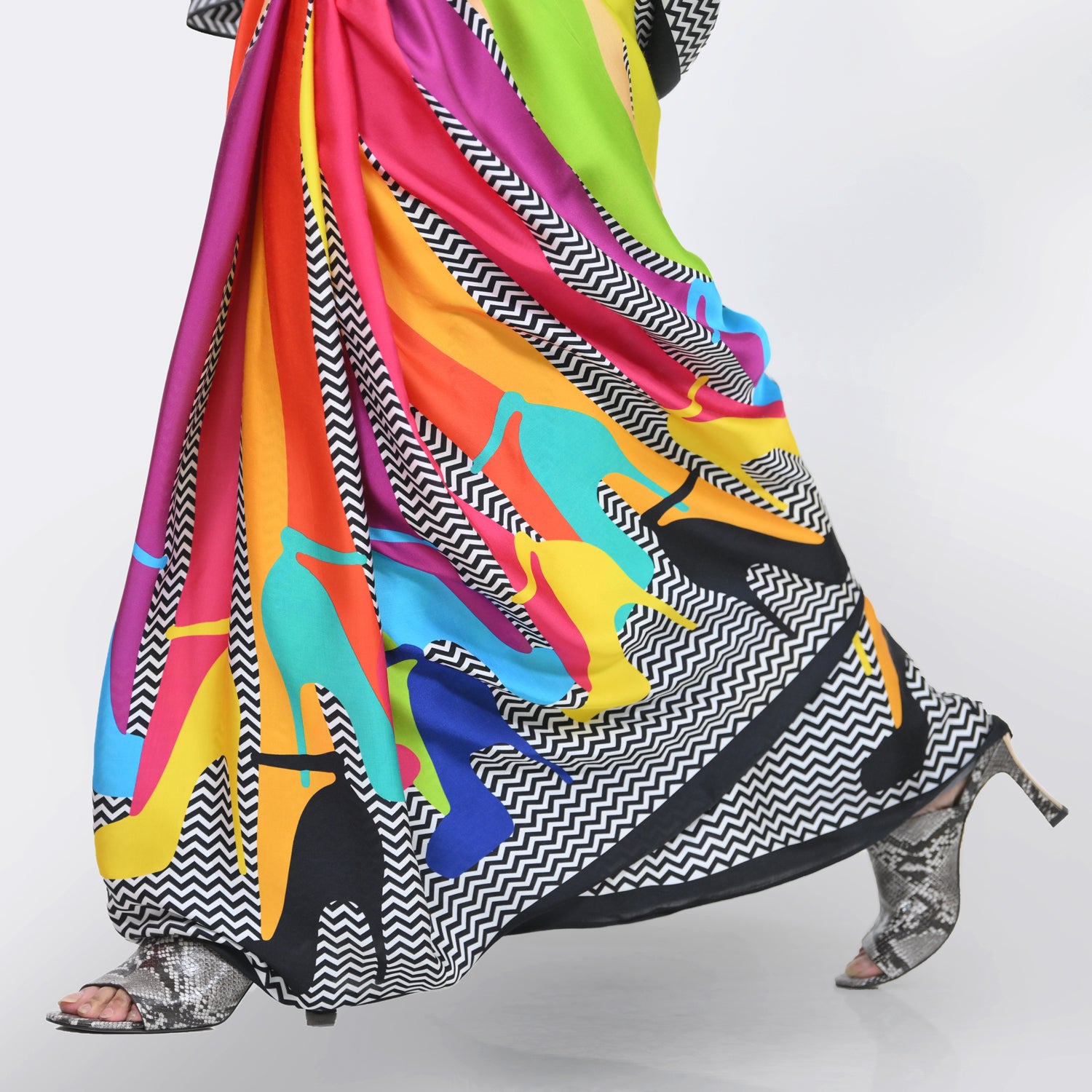 Saree Jute Beige Dengan Mutiara