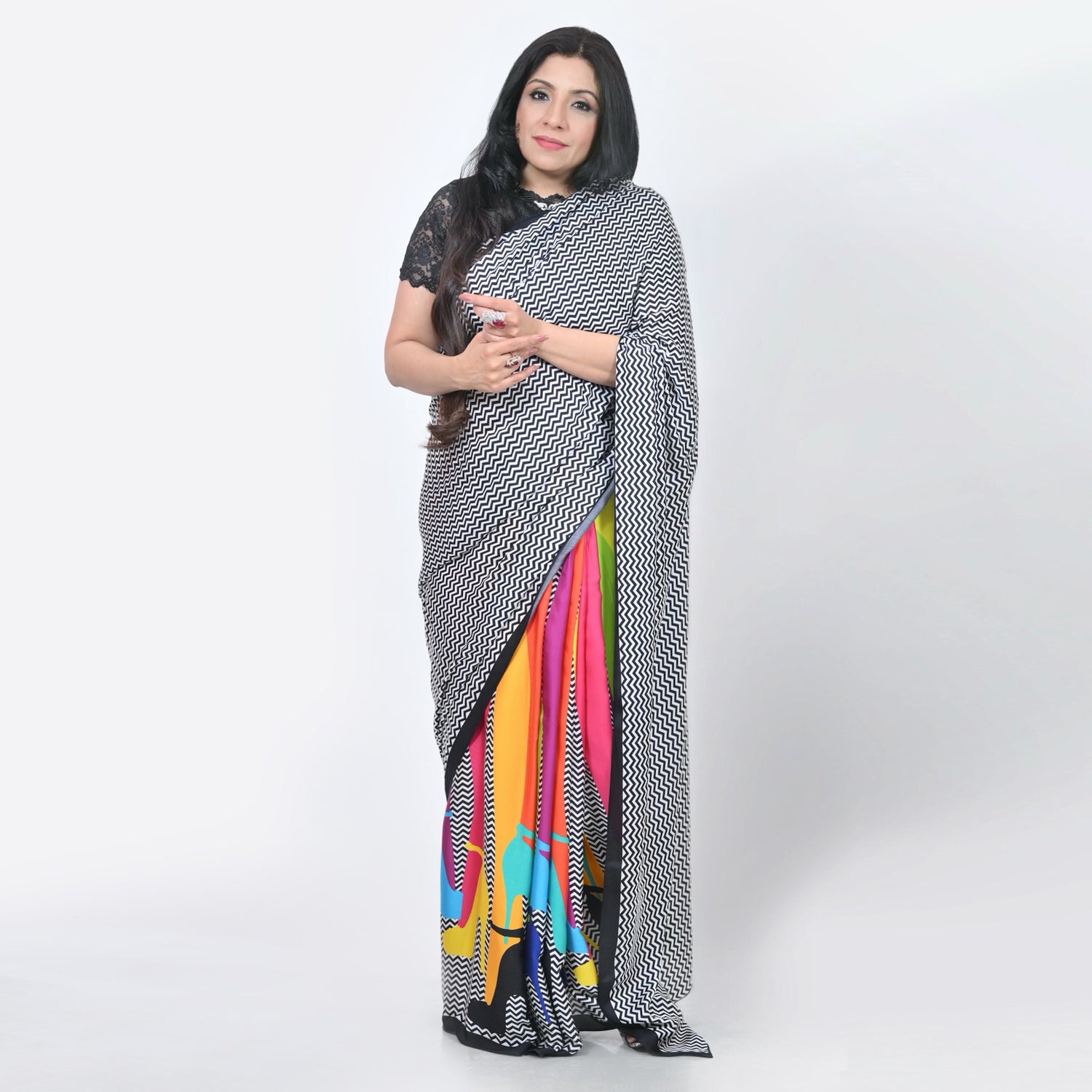 Saree Jute Beige Dengan Mutiara