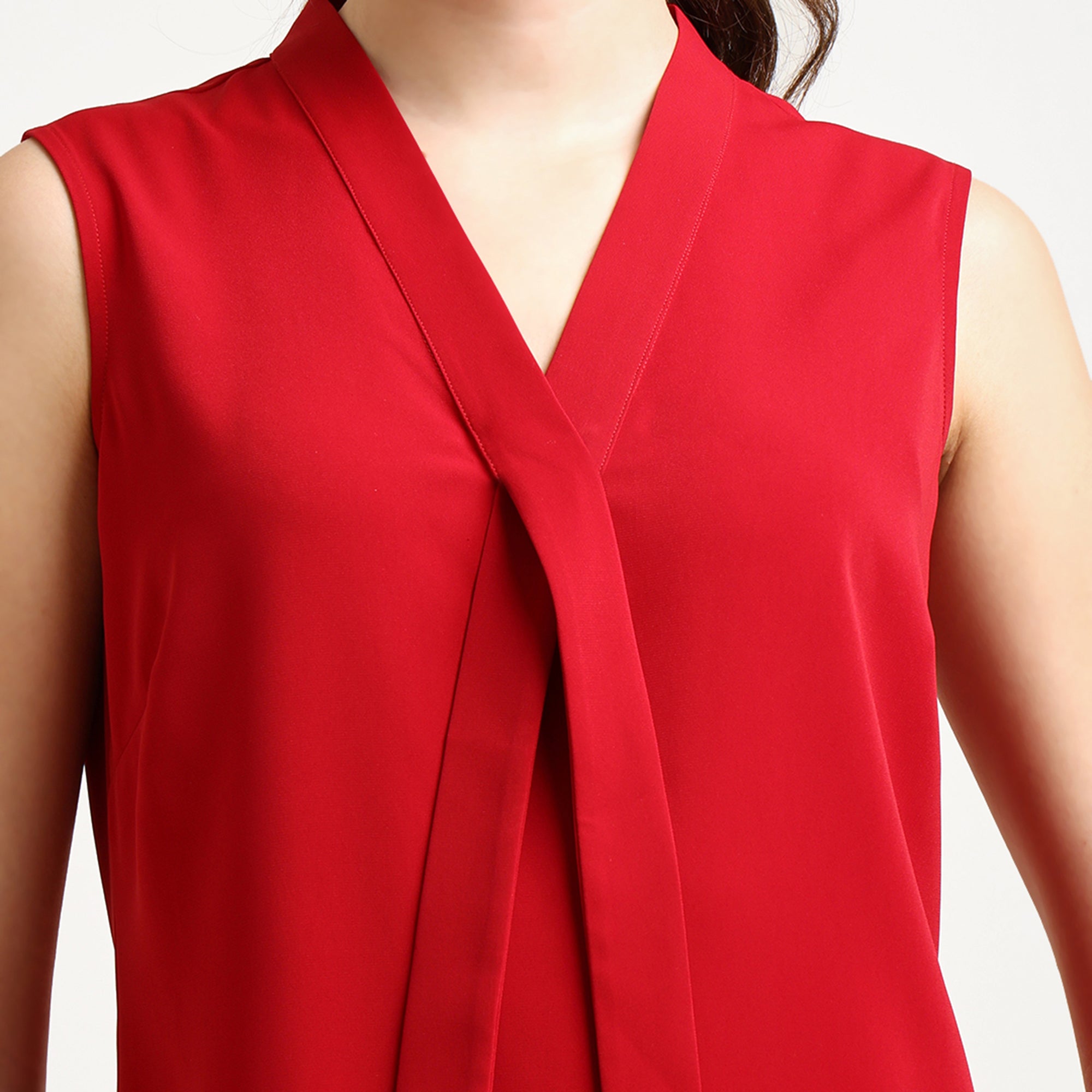 Red Crepe Dress With Tie Up