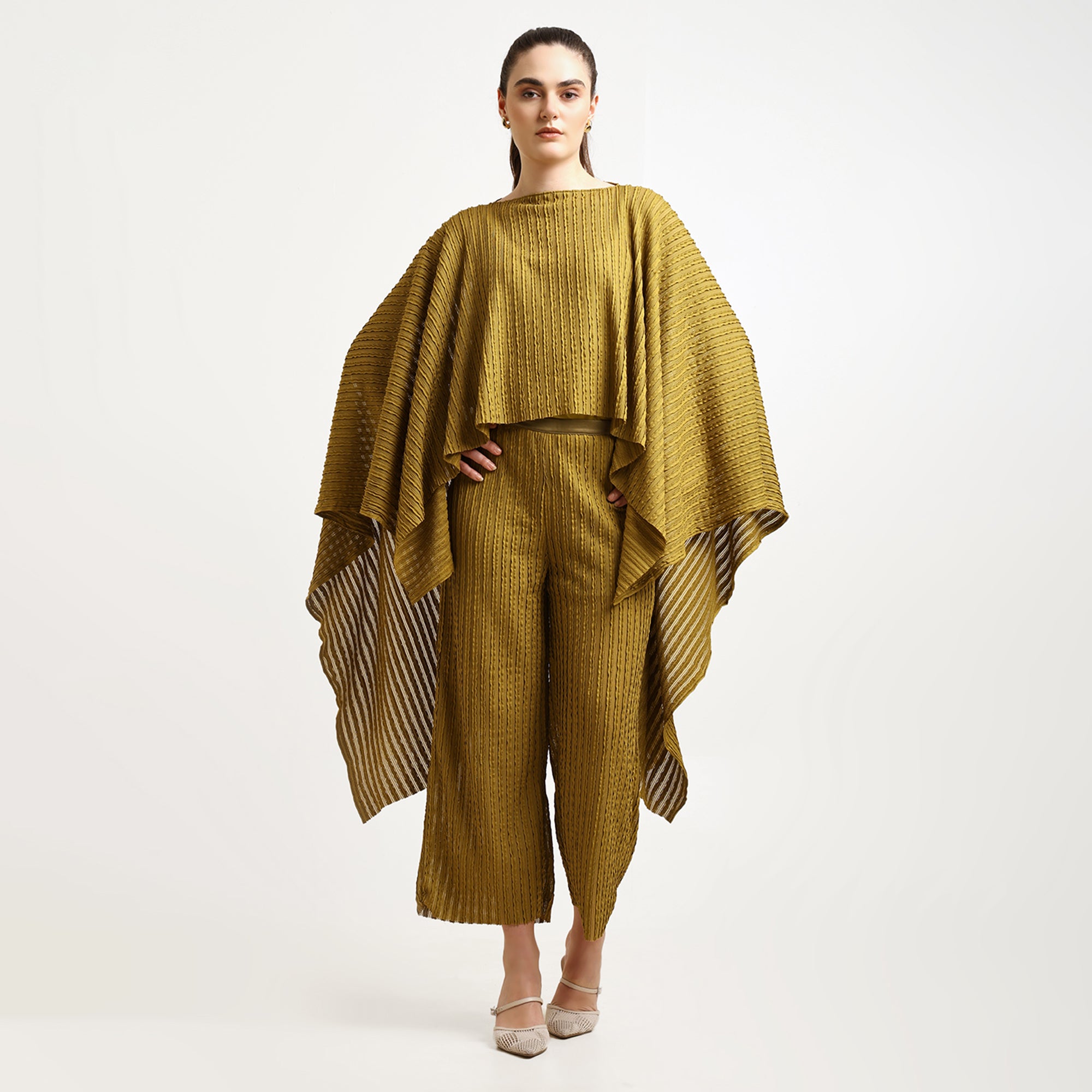 Green Lycra Textured Cape