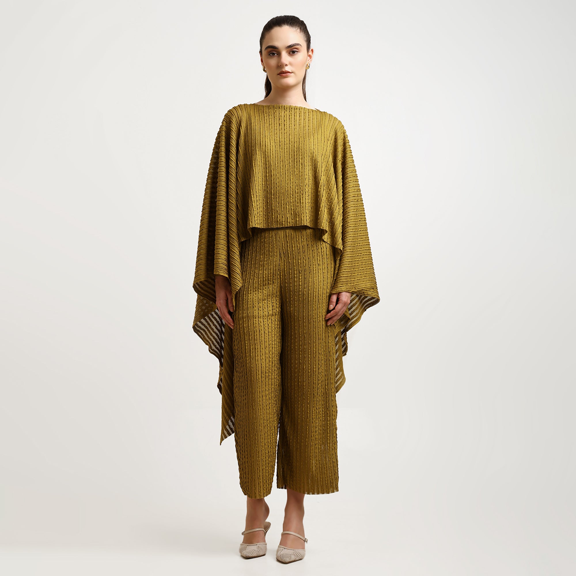 Green Lycra Textured Cape