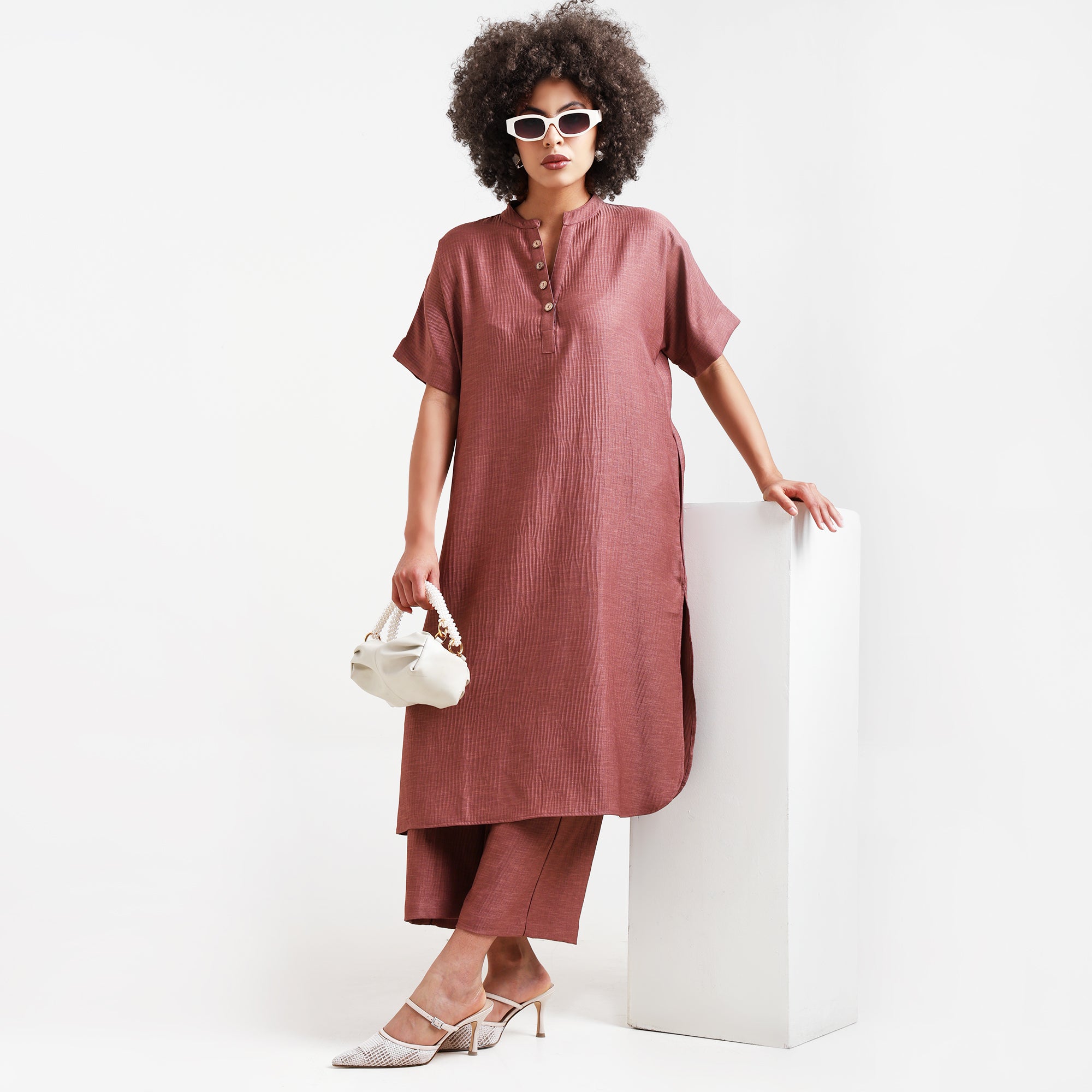Peach Textured Line Kurta With Pocket