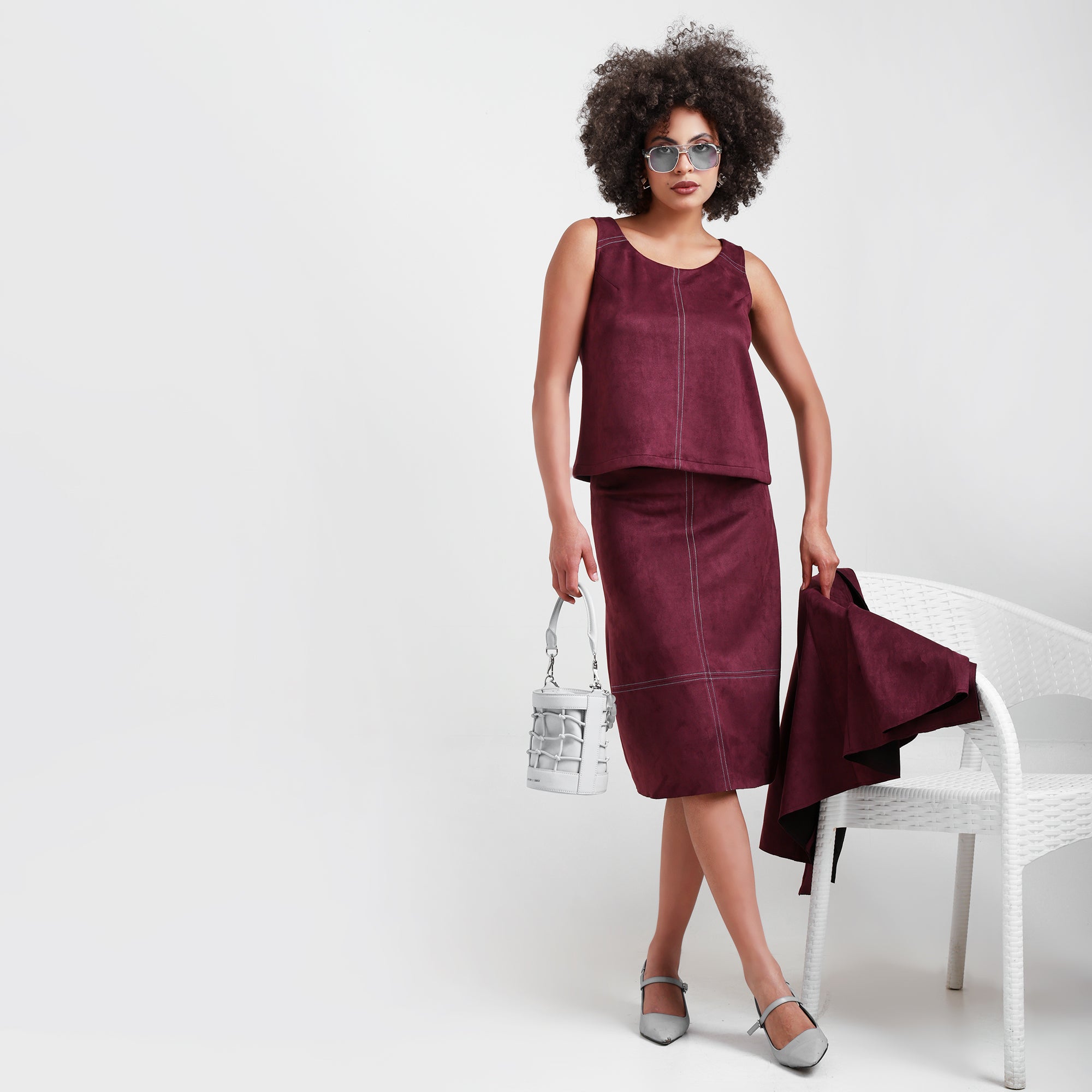 Wine Sleevless Top With Shoulder Top Stitch