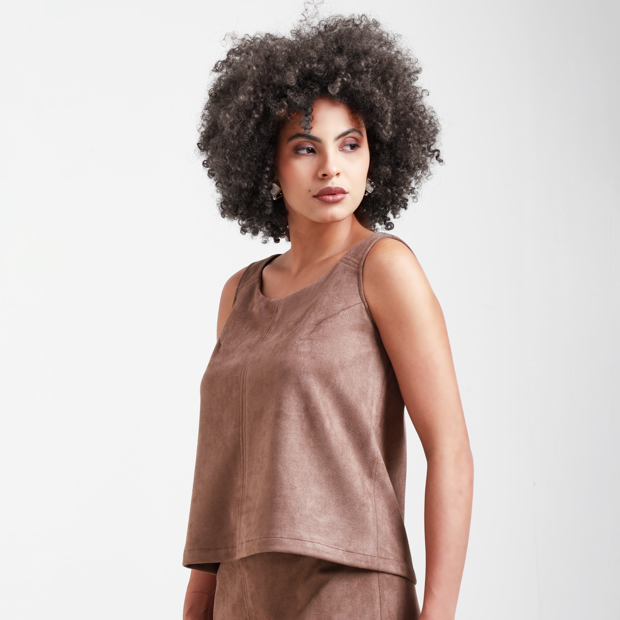 Brown Sleevless Suede Top With Shoulder Top Stitch
