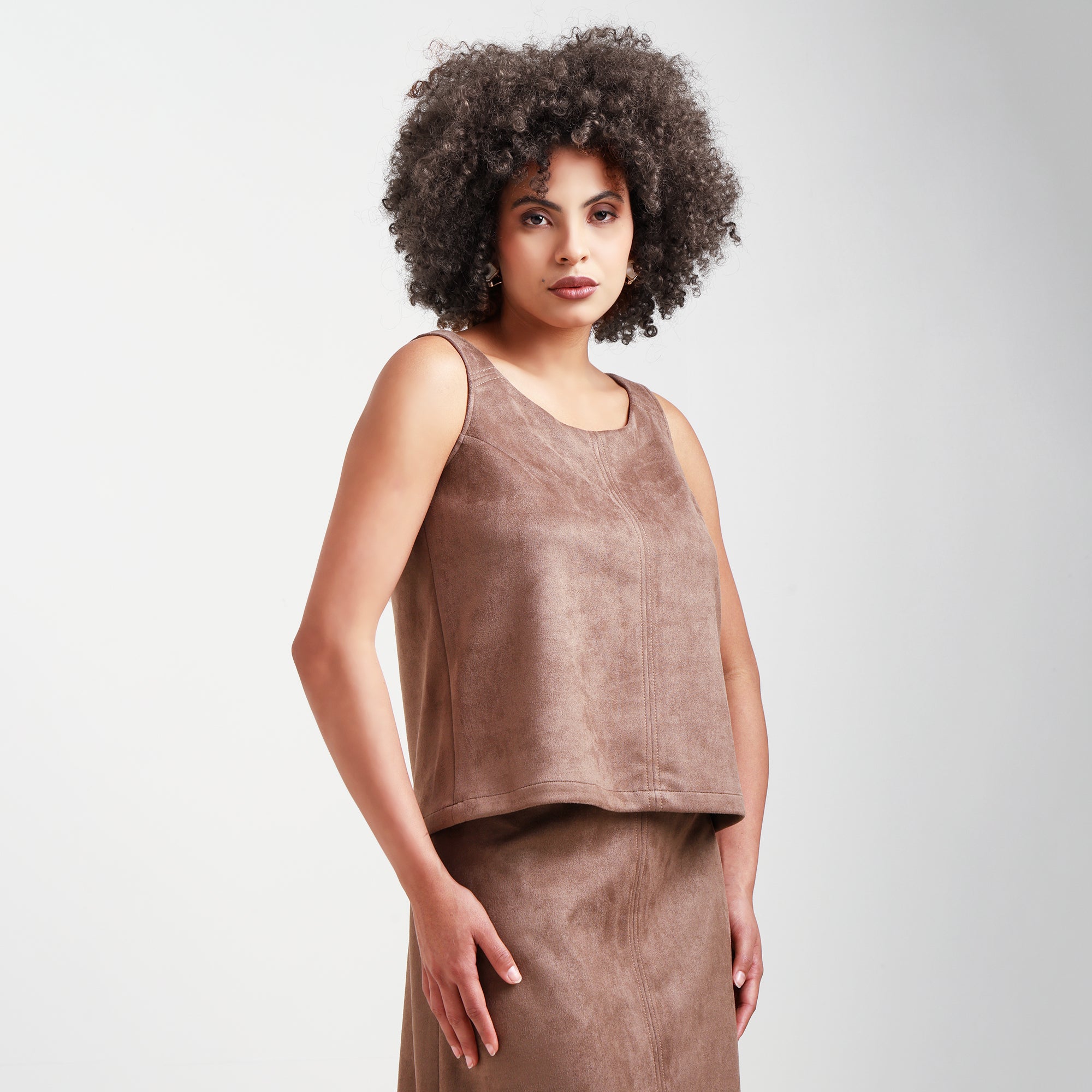 Brown Sleevless Suede Top With Shoulder Top Stitch