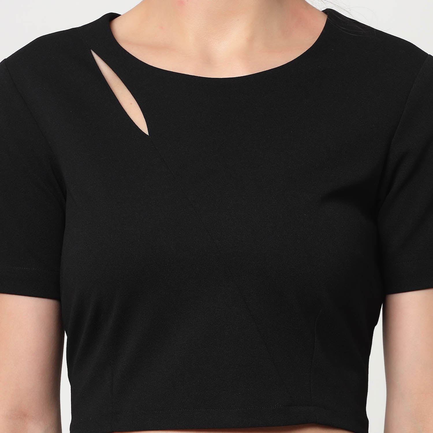 Black Blouse With Key Hole,Complete your workwear saree look with our elegant blouses. Designed for comfort, style, and professionalism.