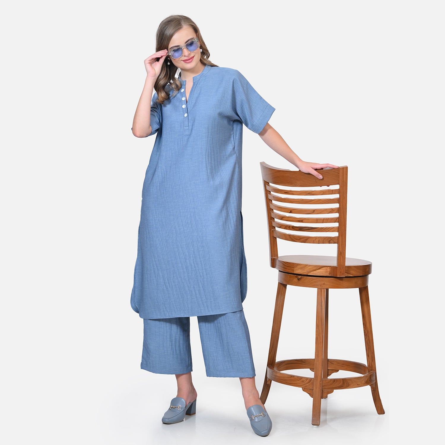 Blue Textured Line Kurta for Women-6