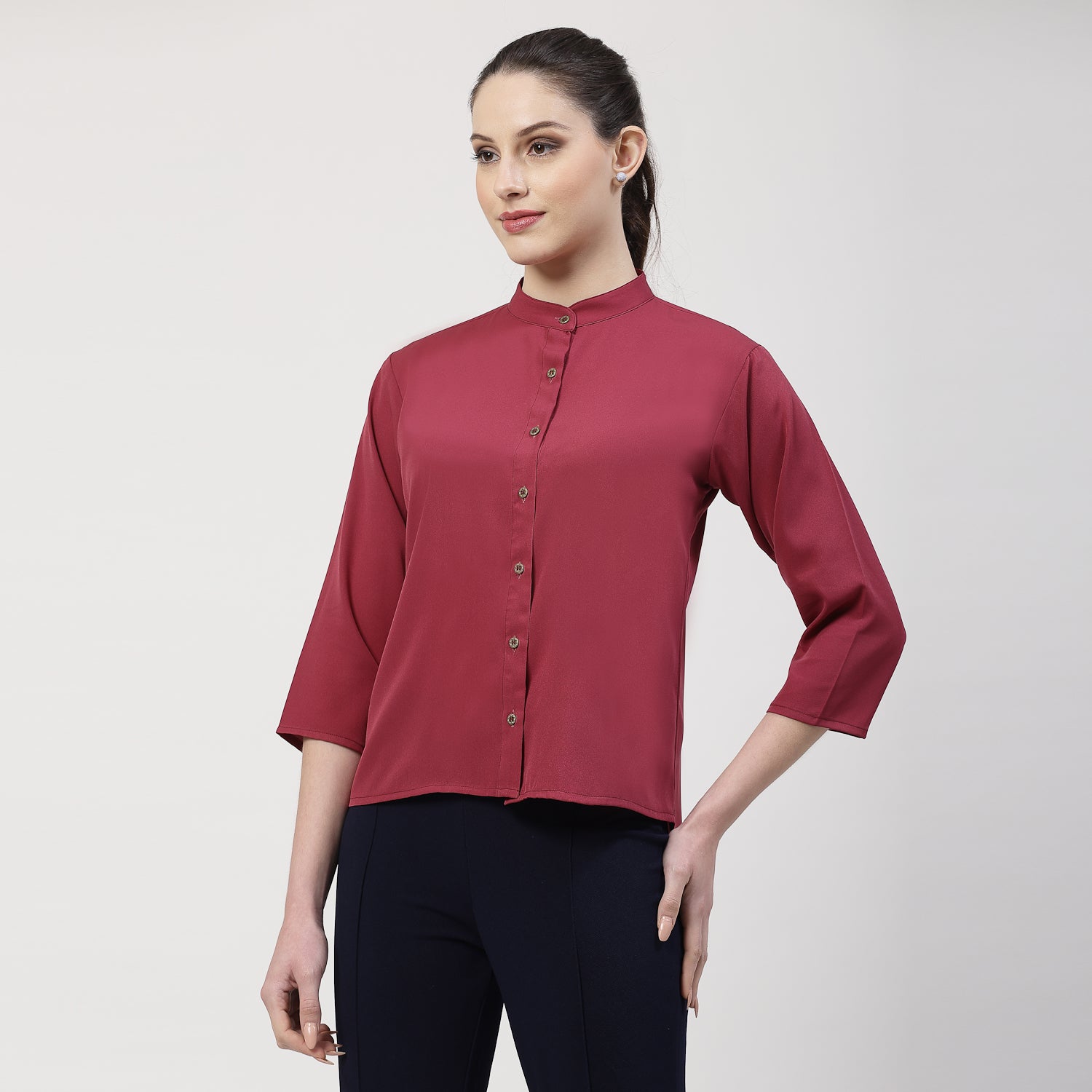 เสื้อเครปสีไวน์คอจีน