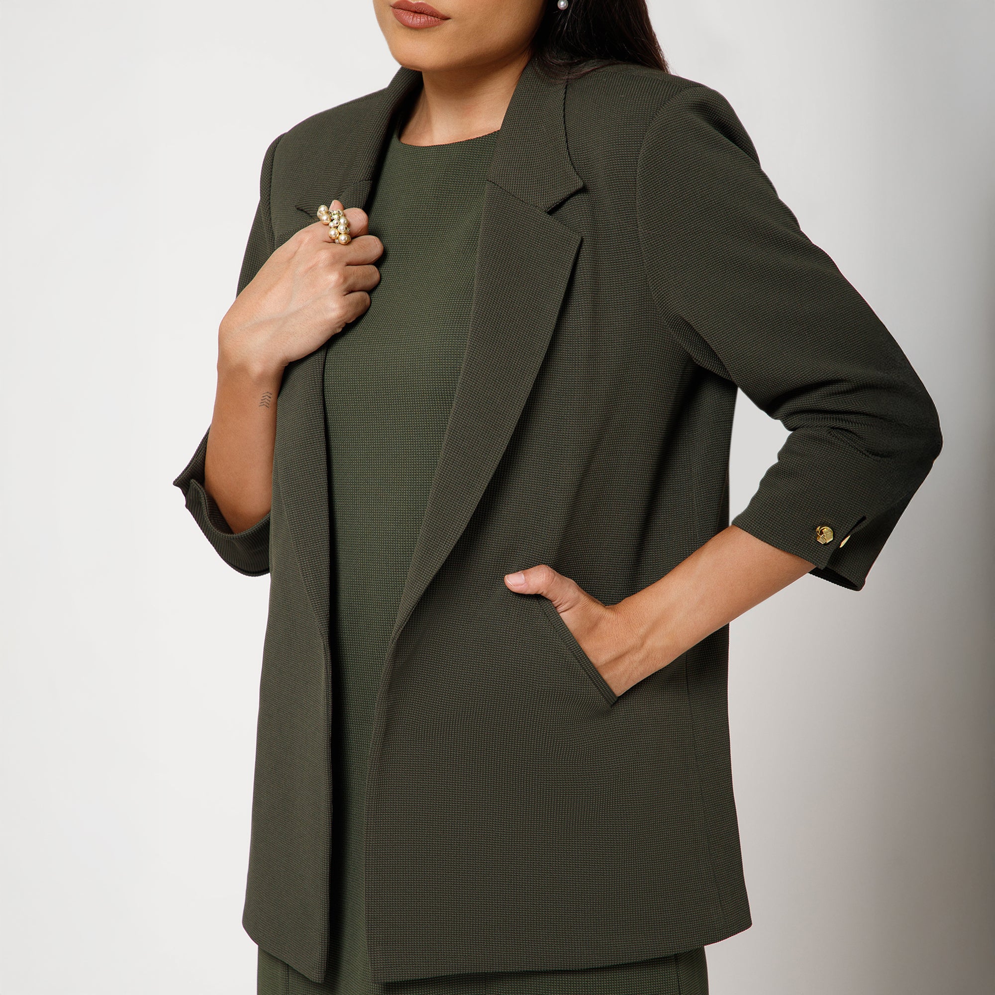 Saree Jute Beige Dengan Mutiara