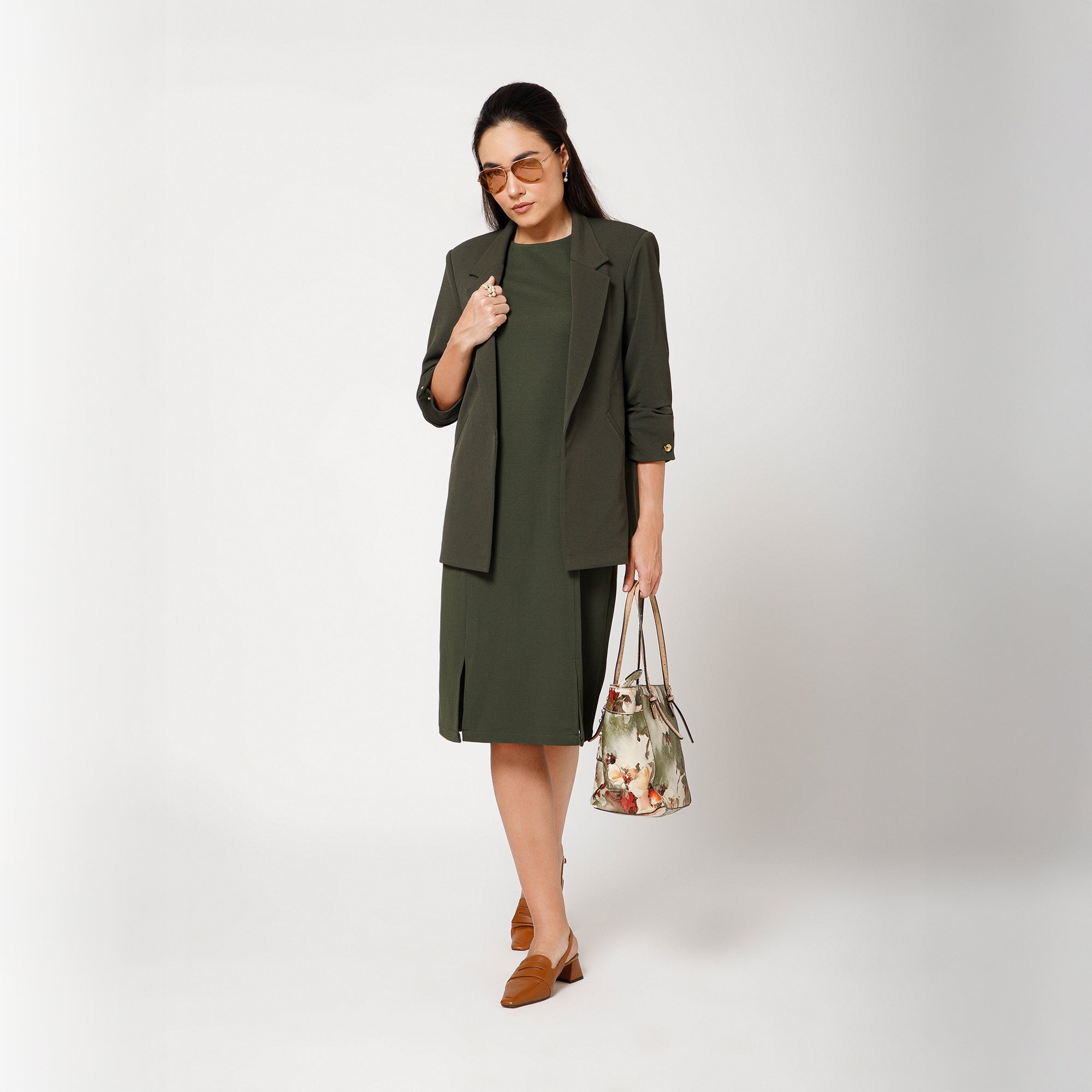 Saree Jute Beige Dengan Mutiara