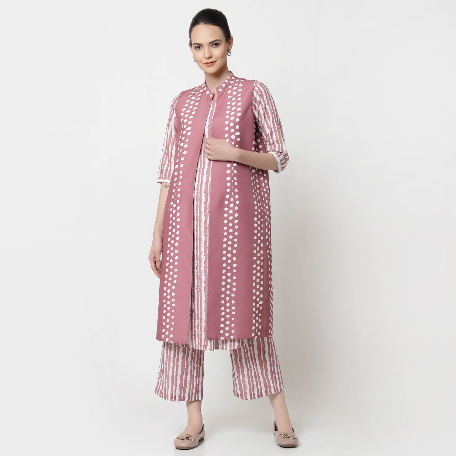 Reversible Pink Polka Jacket, Smart Jackets for Professionals, stylish casual jackets in india, formal jacket, womens black formal jacket