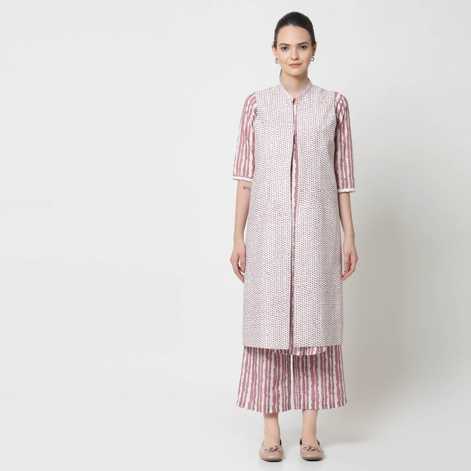 Reversible Pink Polka Jacket, Smart Jackets for Professionals, stylish casual jackets in india, formal jacket, womens black formal jacket