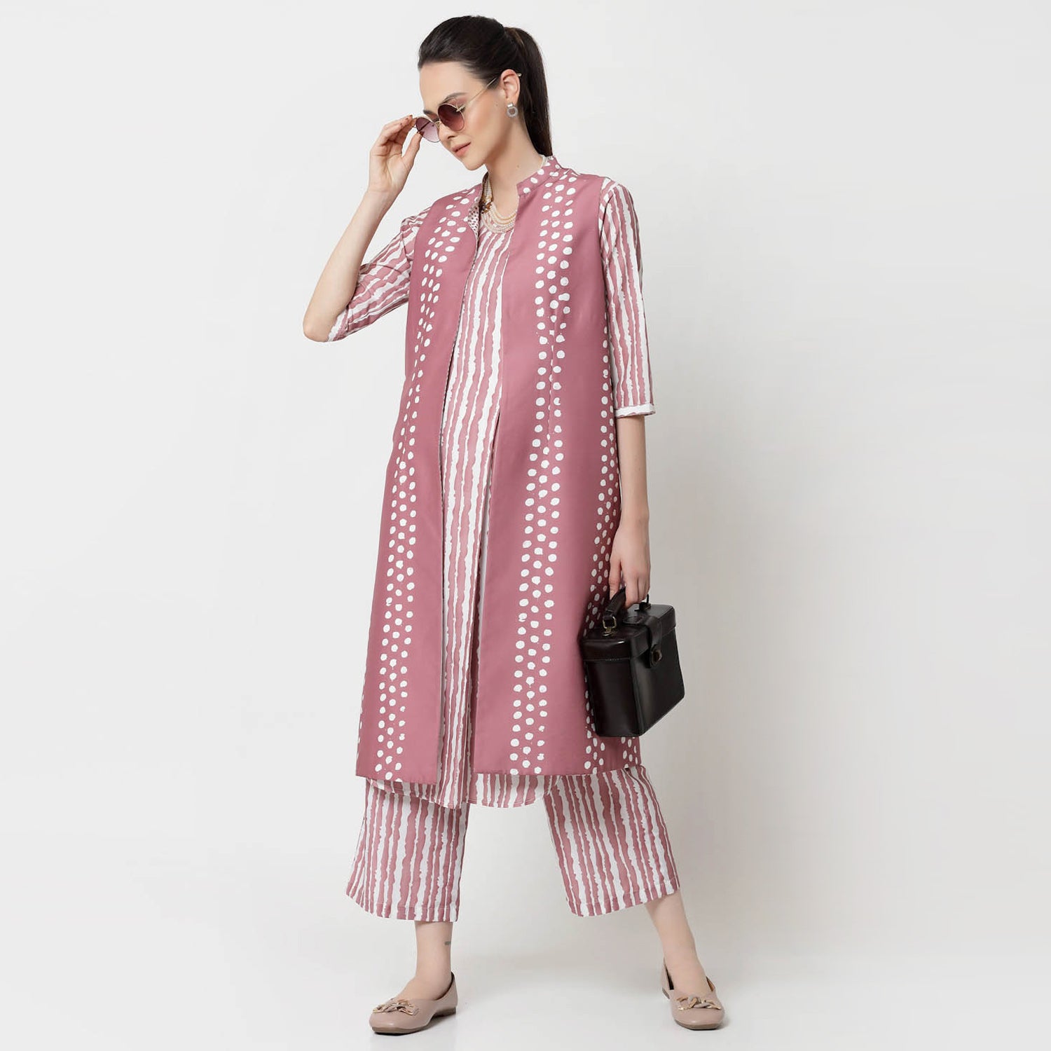 Reversible Pink Polka Jacket,Smart Jackets for Professionals, stylish casual jackets in india, formal jacket, womens black formal jacket