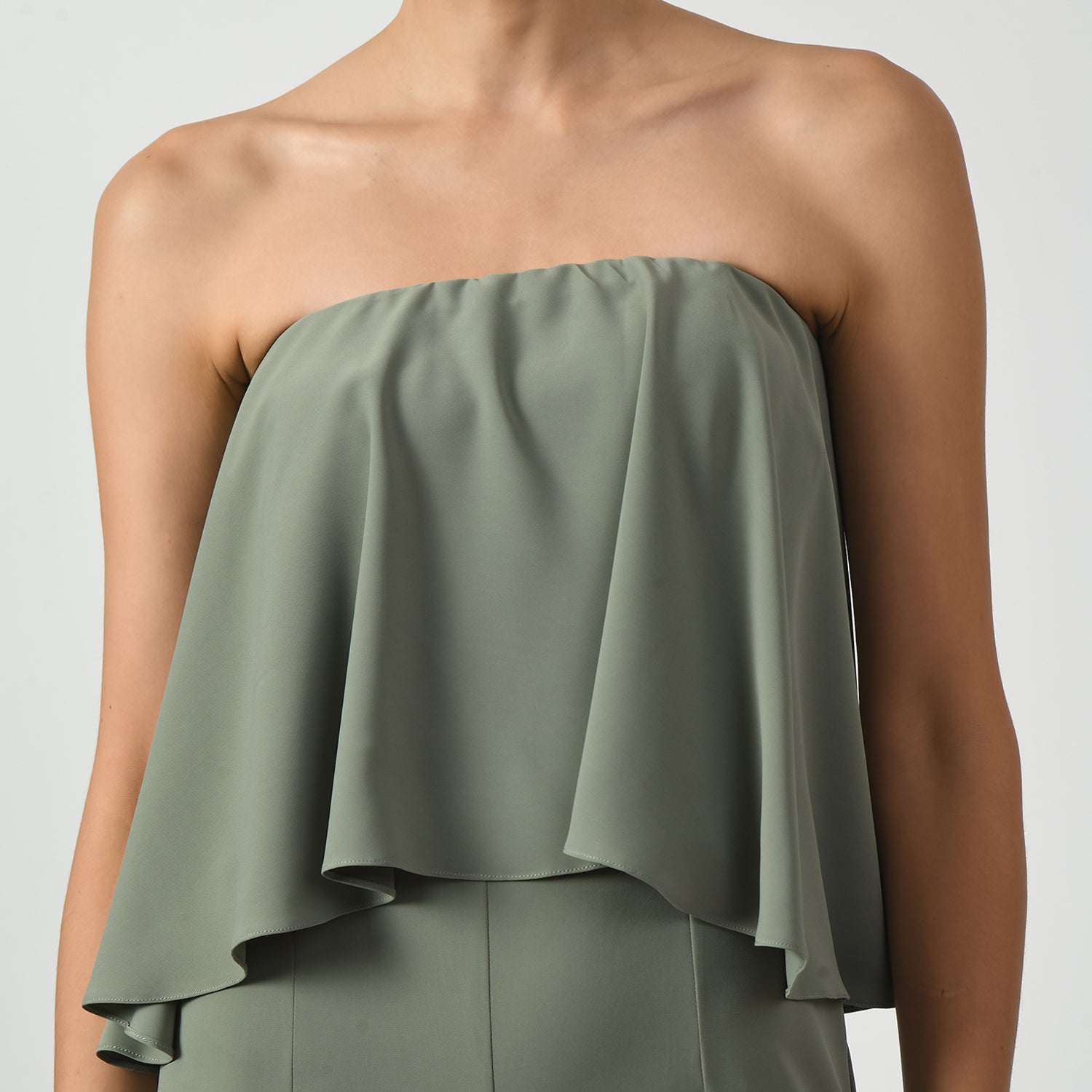 Jumpsuit Hijau Berhabuk