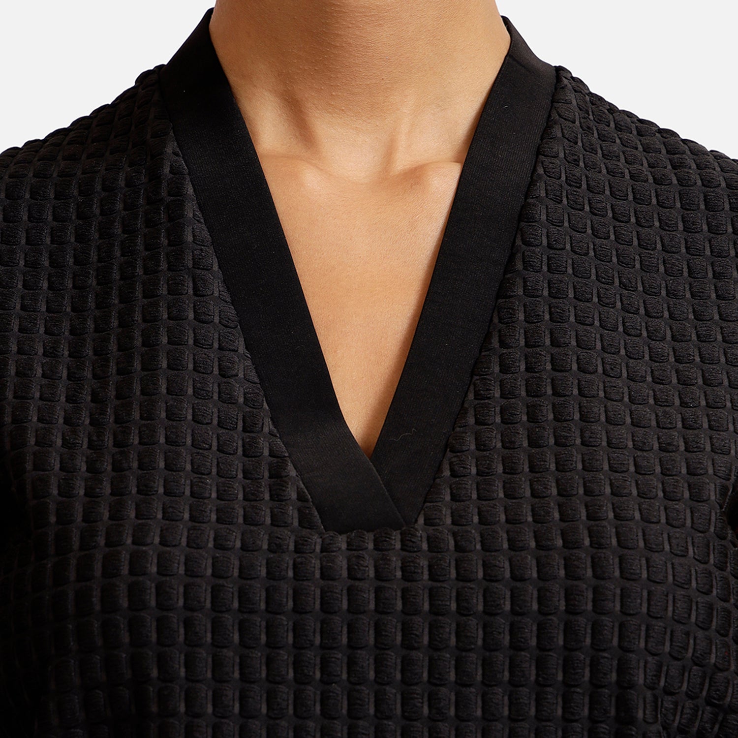 Black V-Neck Without Sleeve Check Texture Top