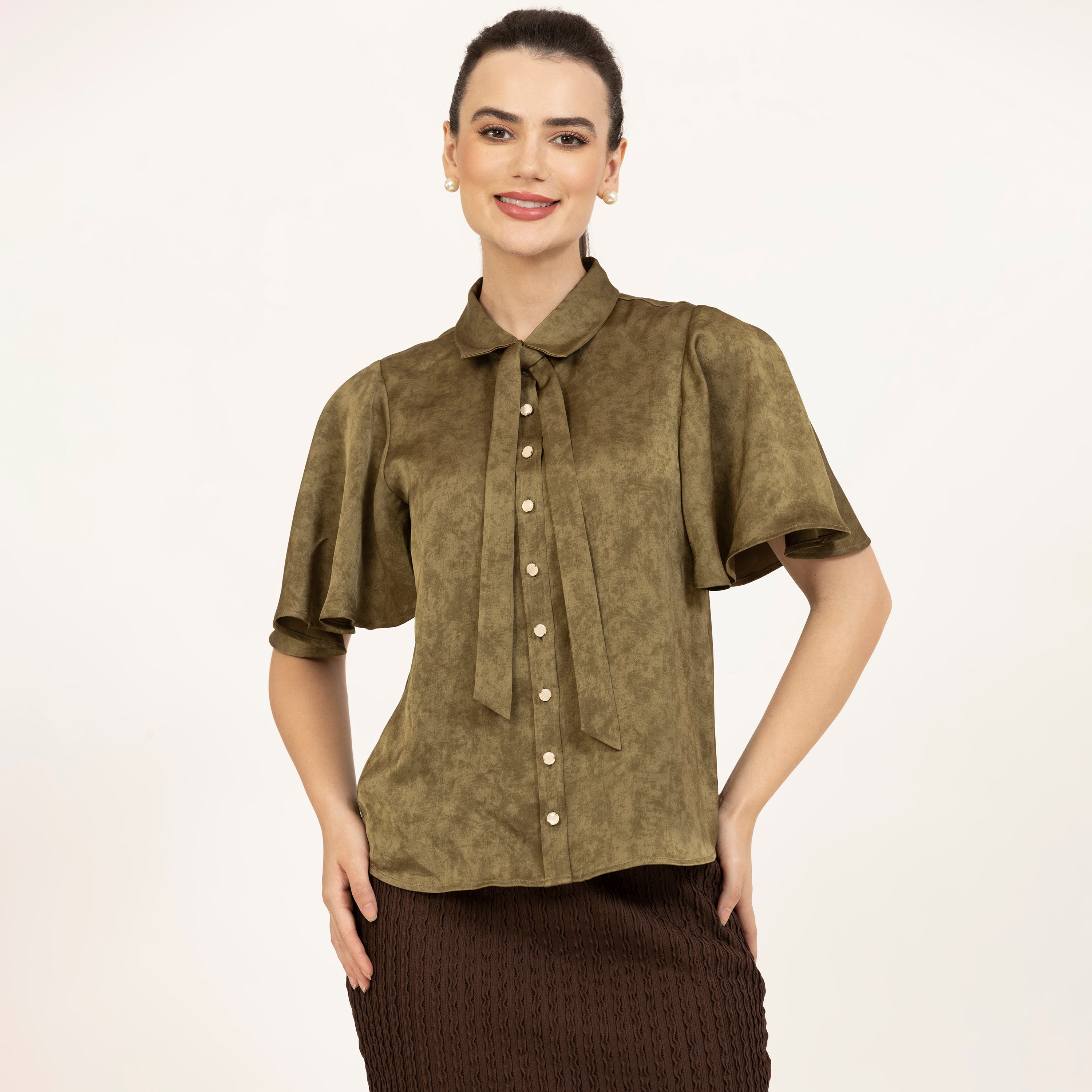 เสื้อซาตินสีเขียวมะกอกแขนกระดิ่ง