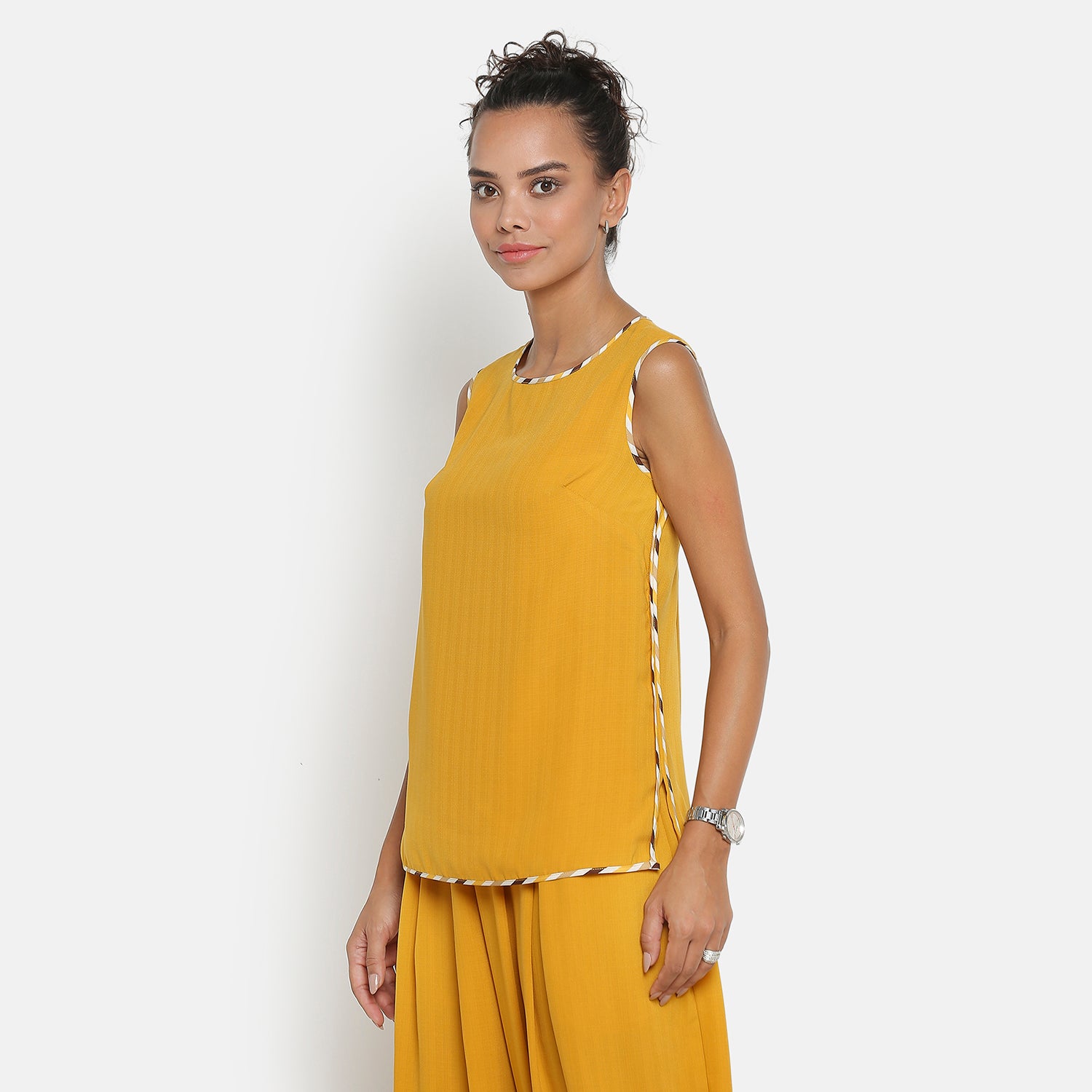 Yellow Sleeveless Top With Contrast Piping