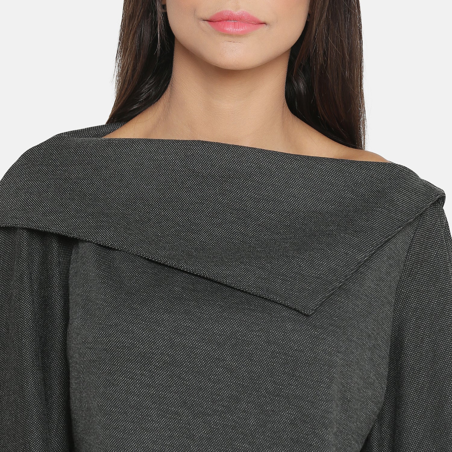 เสื้อถักสีเทาเข้มแขนกระดิ่ง