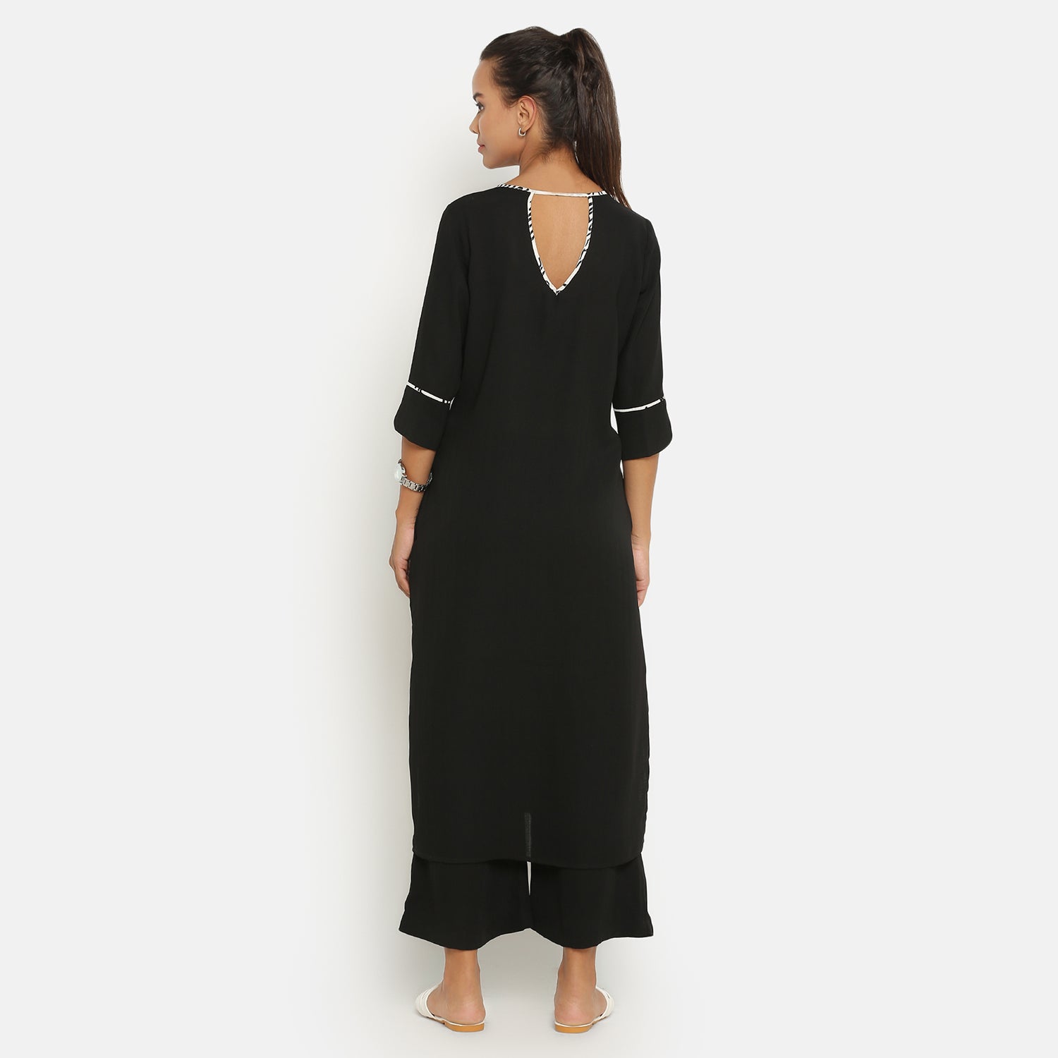 Black Round Neck Kurta for Women-2