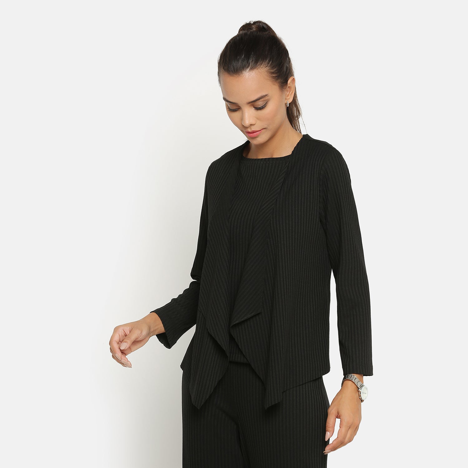 Black Ribbed Short Shrug for Women-2
