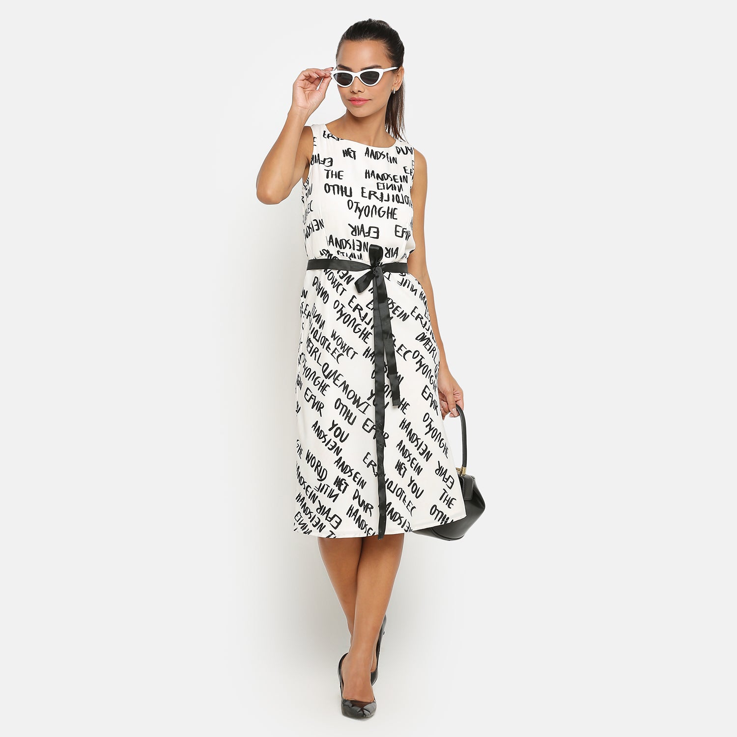Black & White Printed Sleeveless Dresses for Women-1
