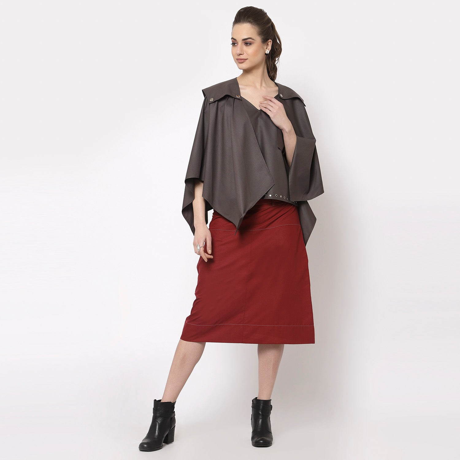 Jaket Cape Asimetri Kelabu