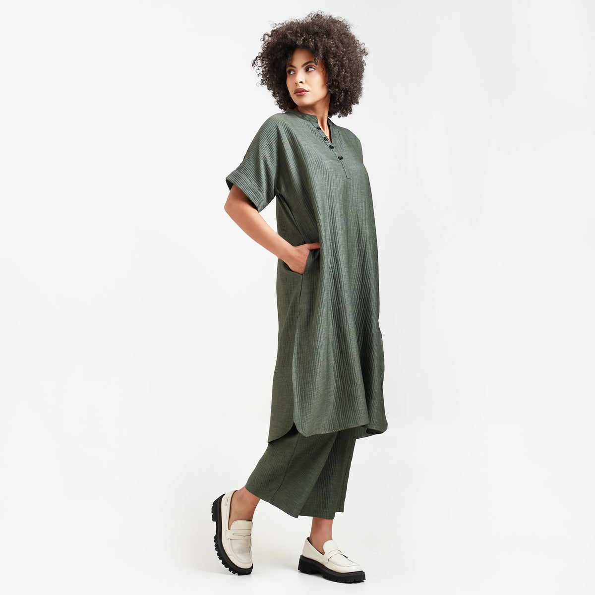 Olive Green Textured Line Kurta With Pocket