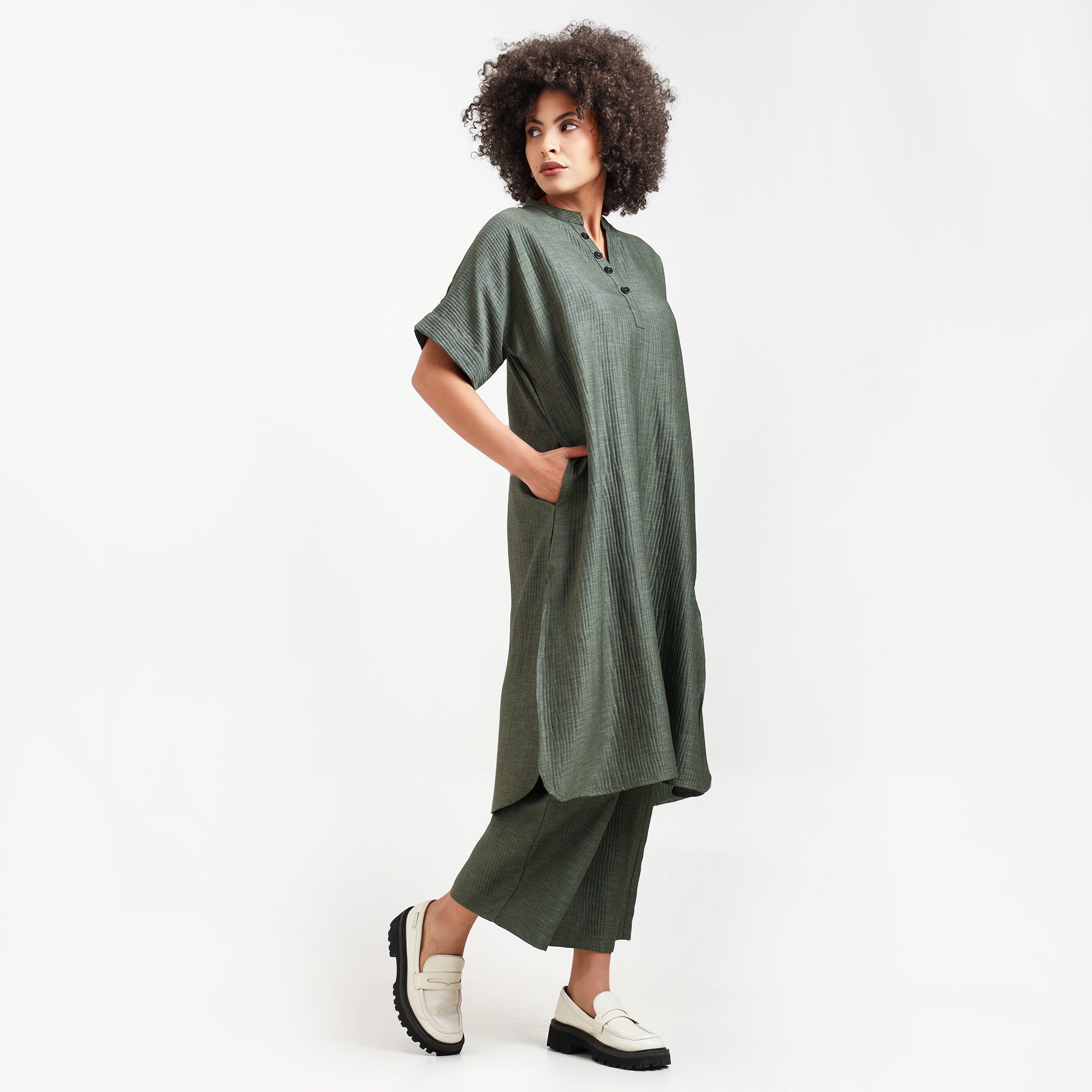 Olive Green Textured Line Kurta With Pocket