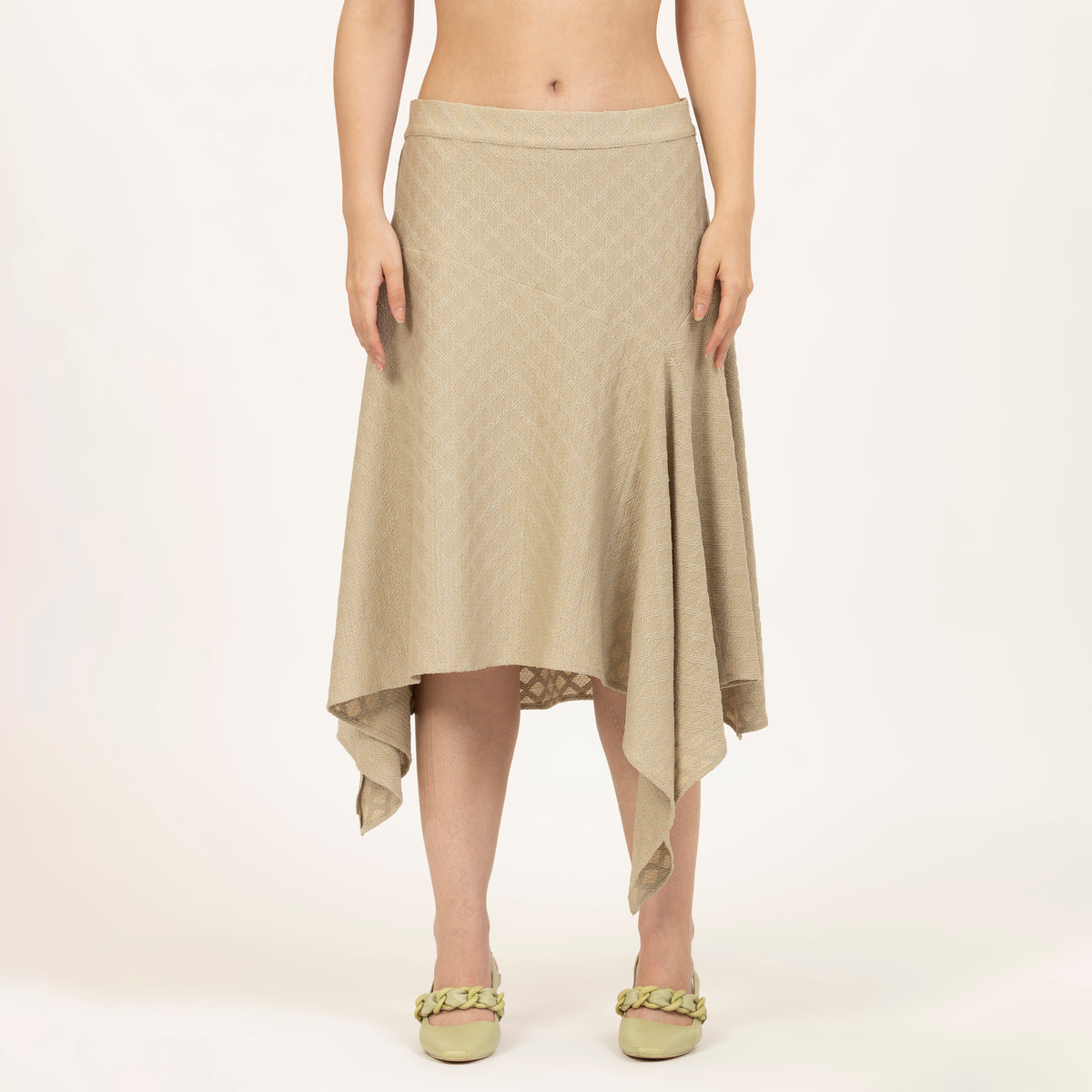 Beige Diamond Textured skirt, skirt for  professional elegance, Workwear skirts for Women, Professional skirt for Women, skirt dresses for women, beige dresses for women