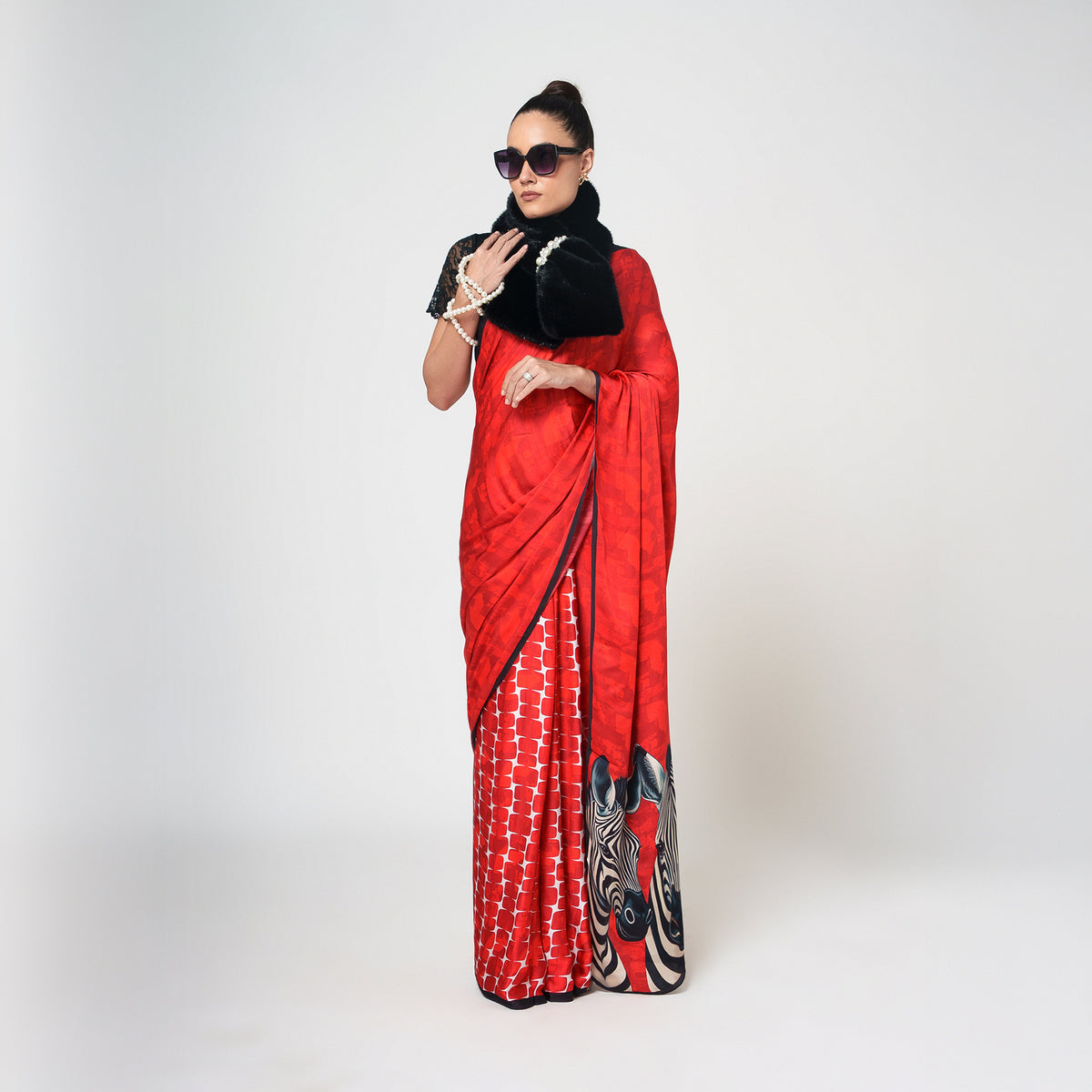 Black Collar Scarf with Pearl-2