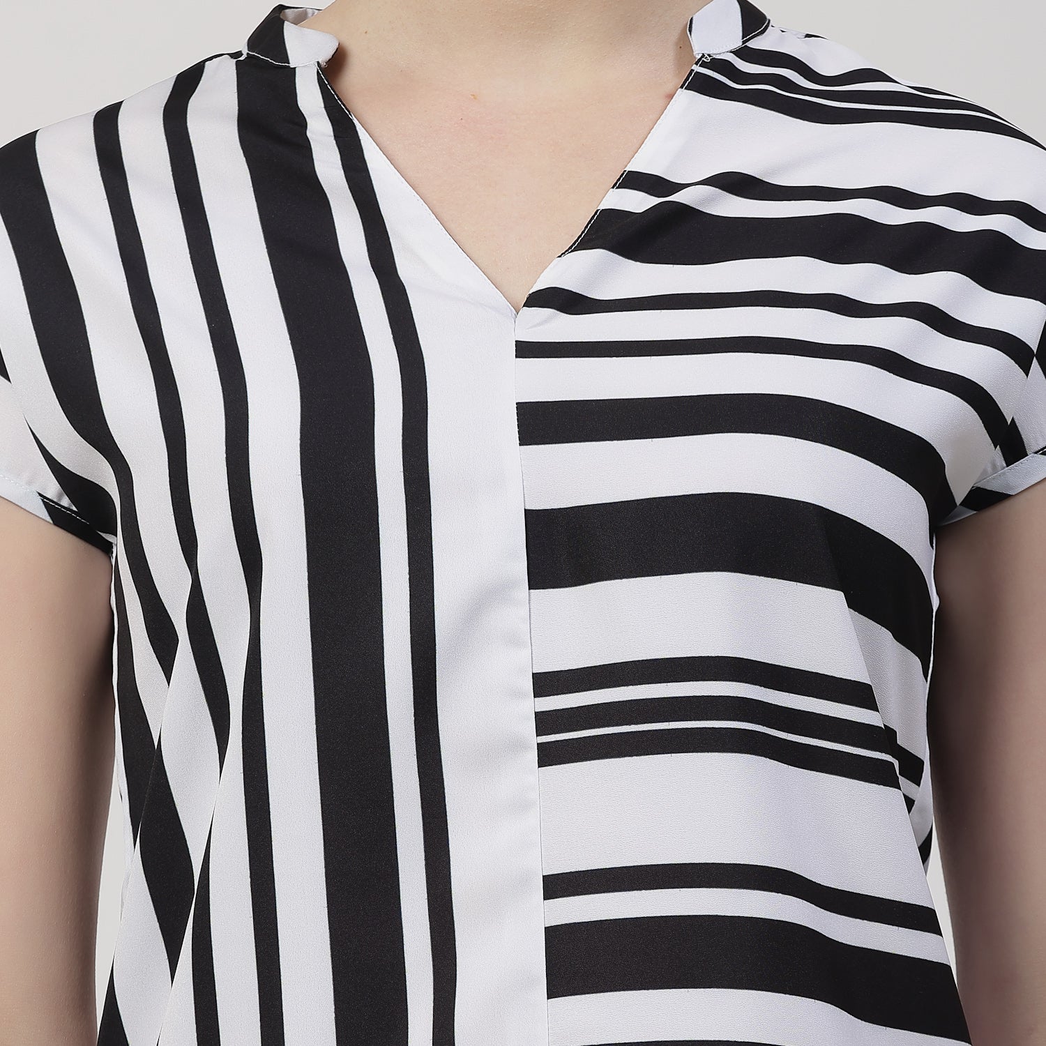 Black & White Stripes Top