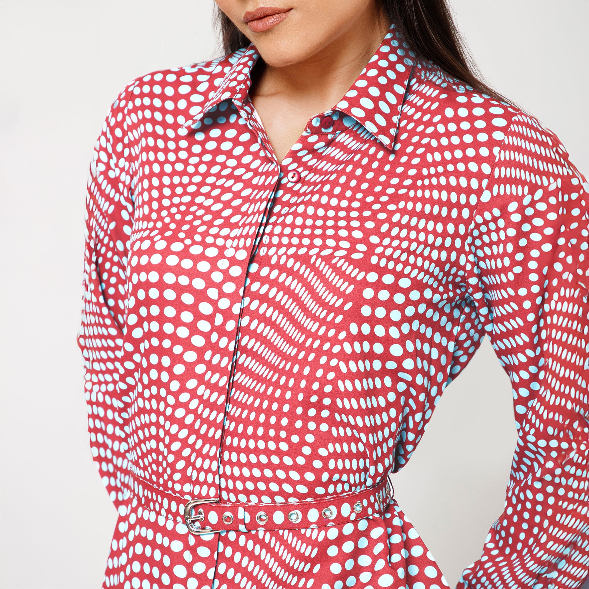 ผ้าซารีป่านสีเบจพร้อมไข่มุก