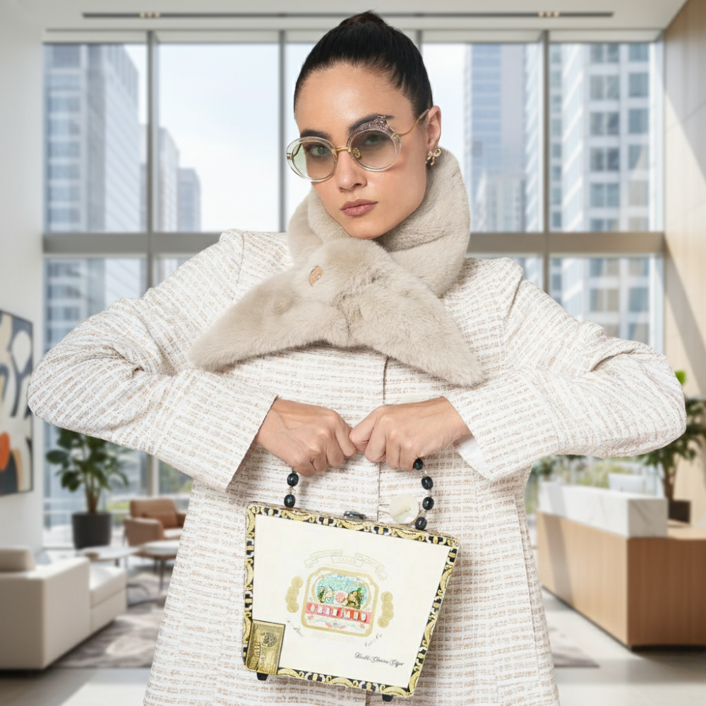 Off White Fur Collar With Buttons