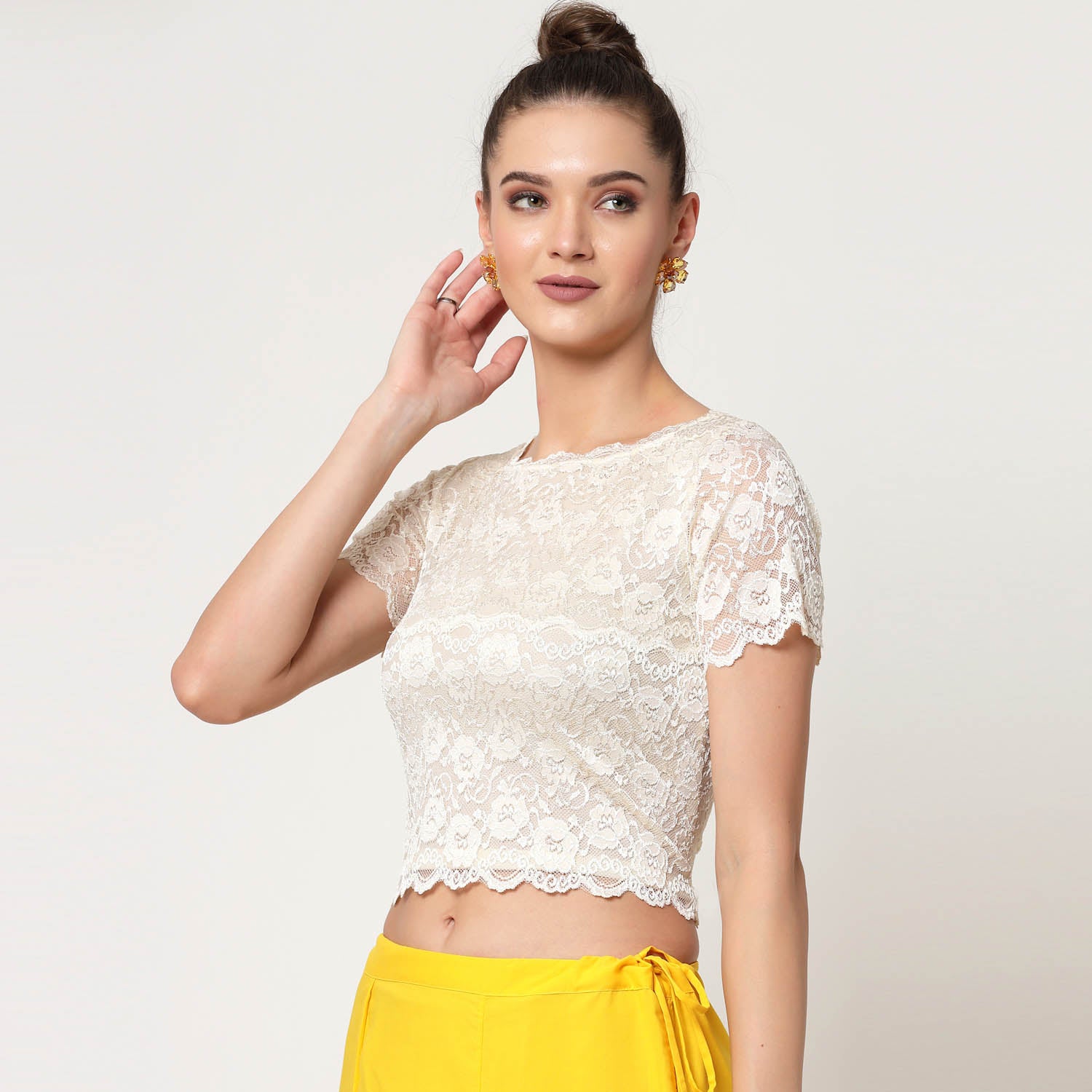 Off White Lace Boat Neck Blouse, Stylish Blouses for Sarees - Perfect for Office Wear