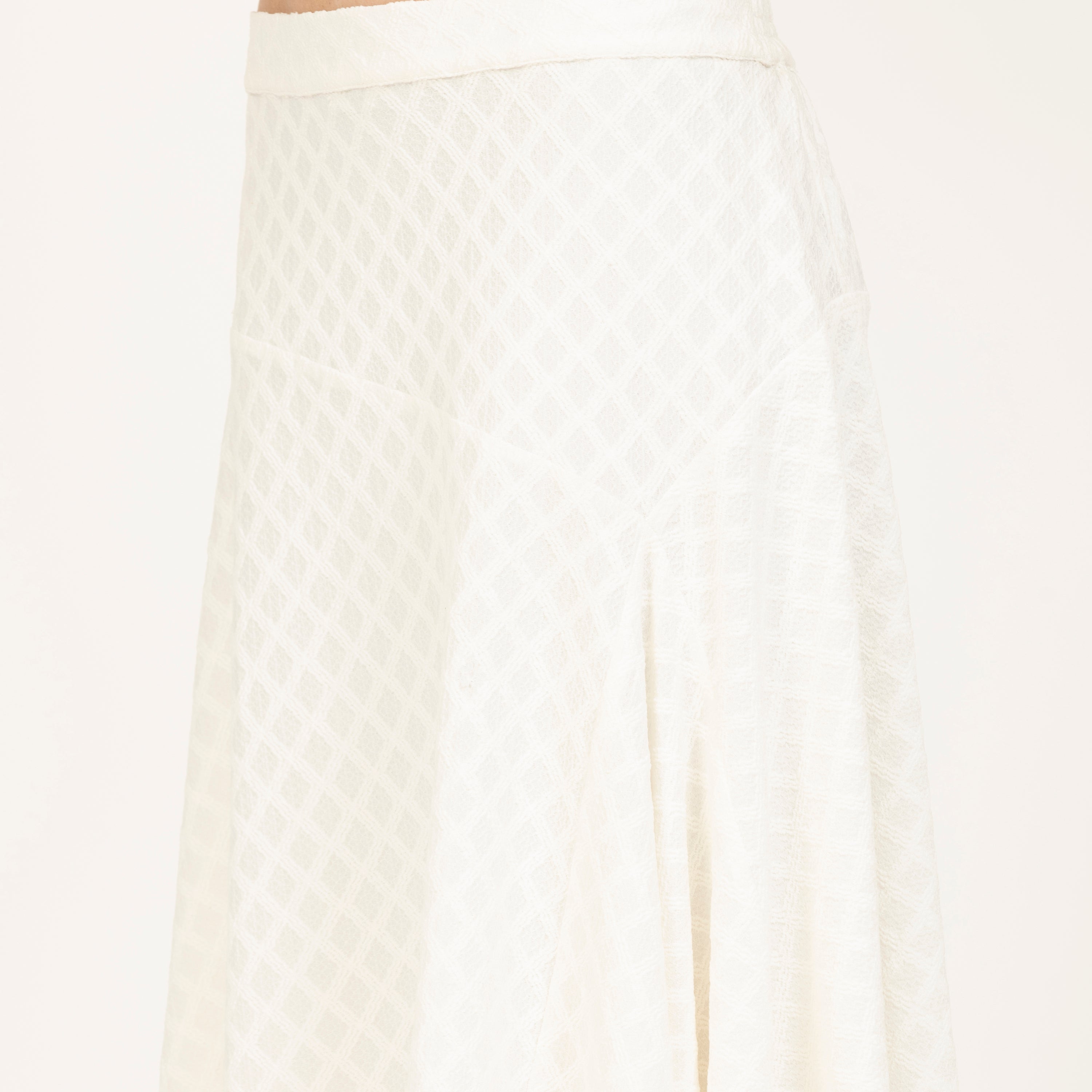 Off-White Diamond Textured Skirt