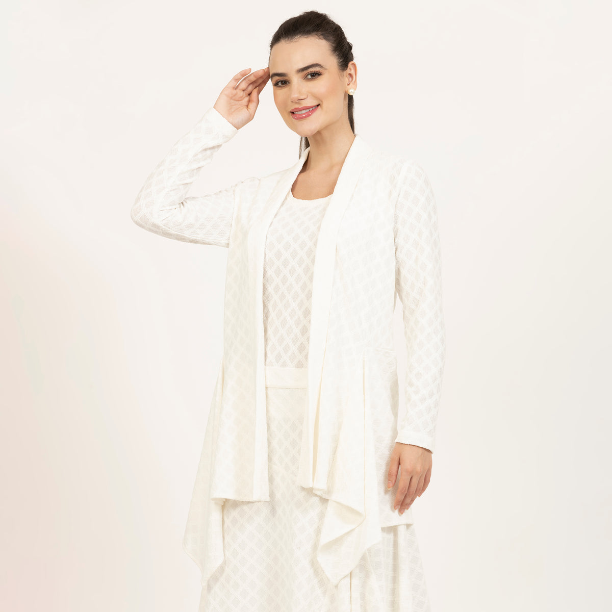 Off-White Diamond Textured Lycra Shrug-1