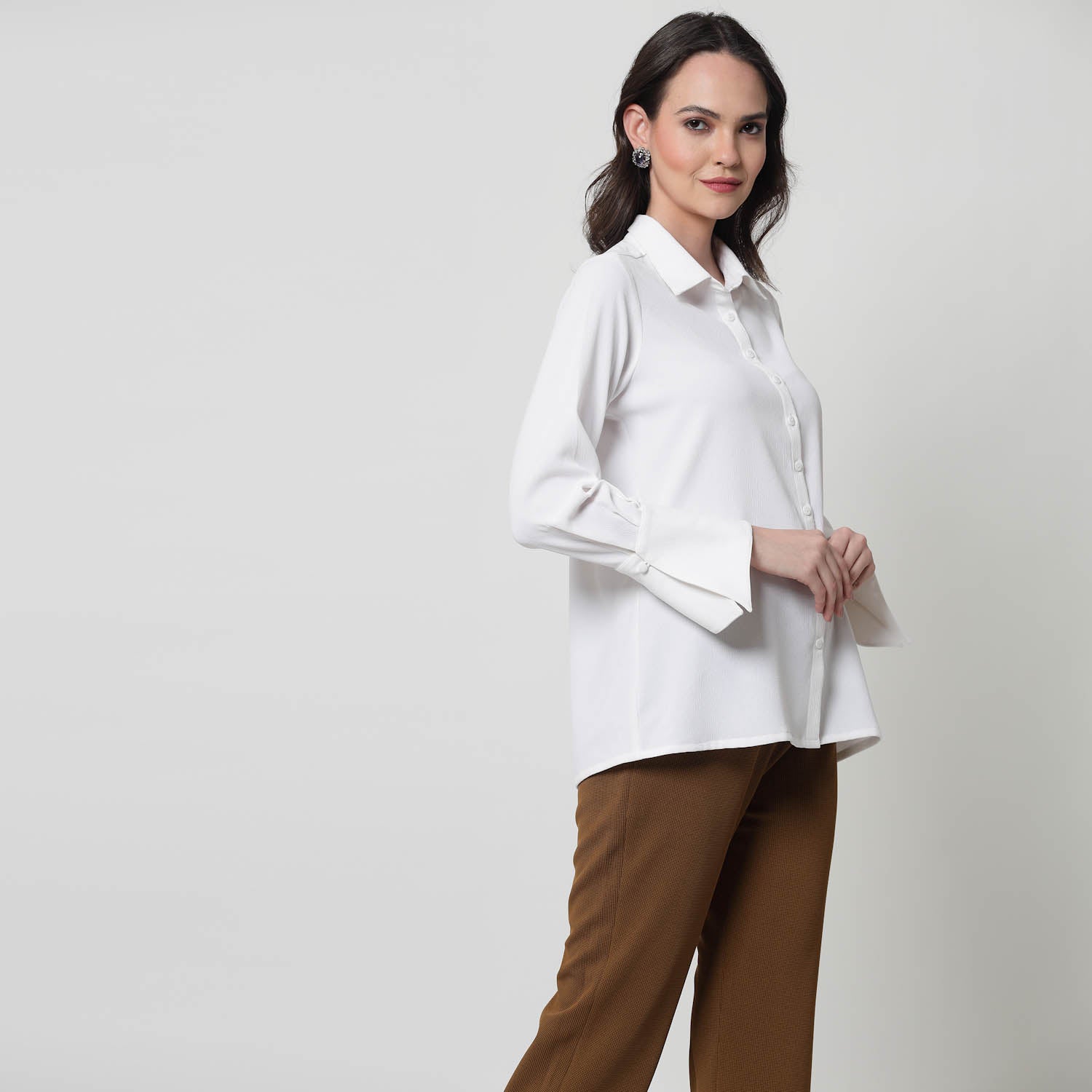 White Texture Shirt With Overlap Cuff
