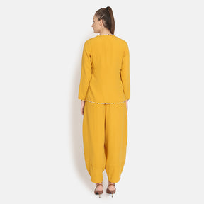 Yellow overlap jacket with side knot